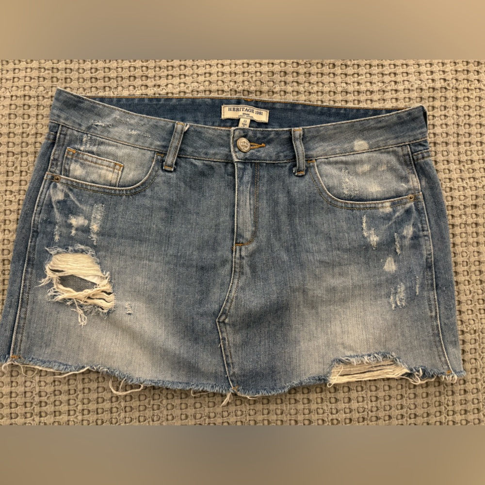 Distressed Jean mini skirt